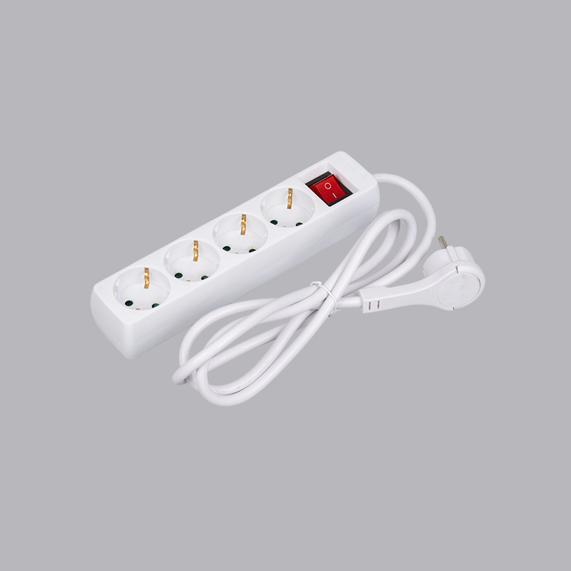 LOB-04KL نوار برق چهار طرفه مستطیلی شکل آلمانی با حلقه کشش و سوئیچ چند سوکت